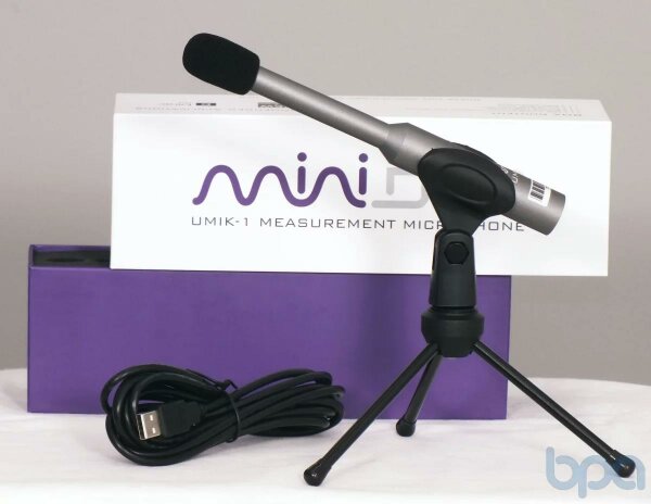 miniDSP Flex HT 8x8 with DIRAC Live with UMIK-1 with Gravity 4222 B Mic Stand